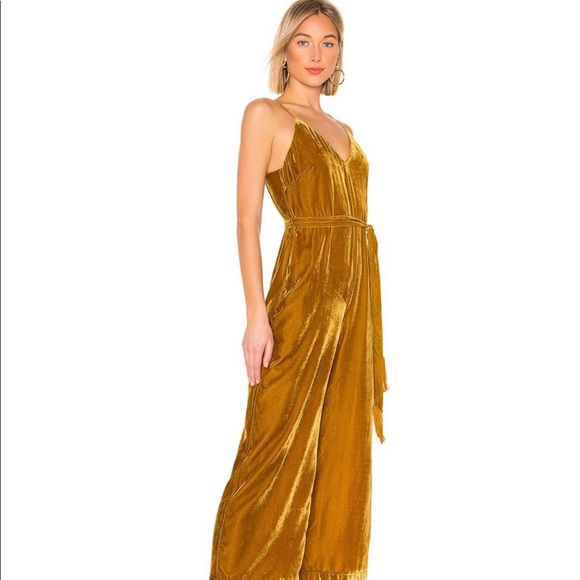 ASTR Hey Hey Metallic Velvet Romper NWT - Picture 2 of 4